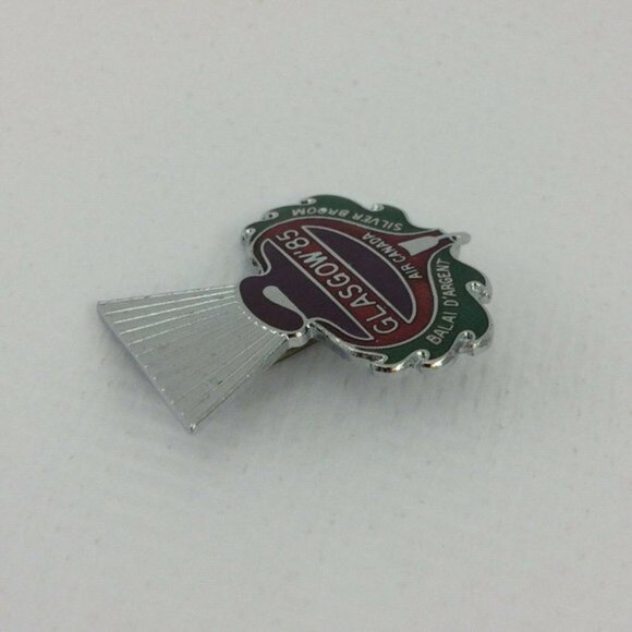 Vintage Air Canada Glasgow 1985 Silver Broom World Curling Championship Pin - Picture 10 of 12